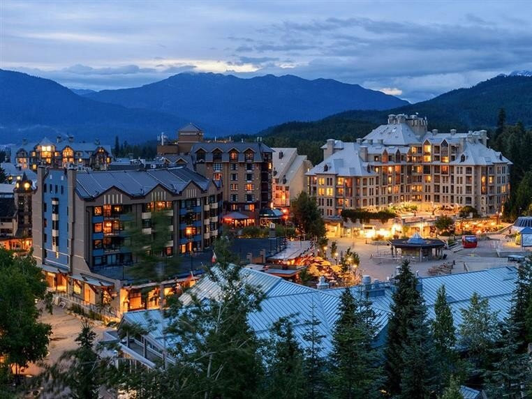 skiing-holidays-in-whistler-canada